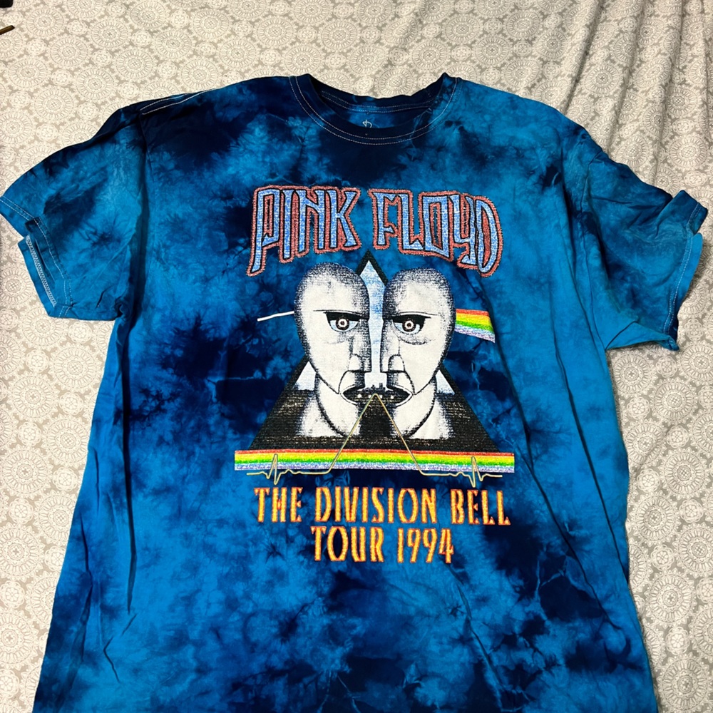 Pink Floyd, blue tie dye men’s t-shirt, size medium